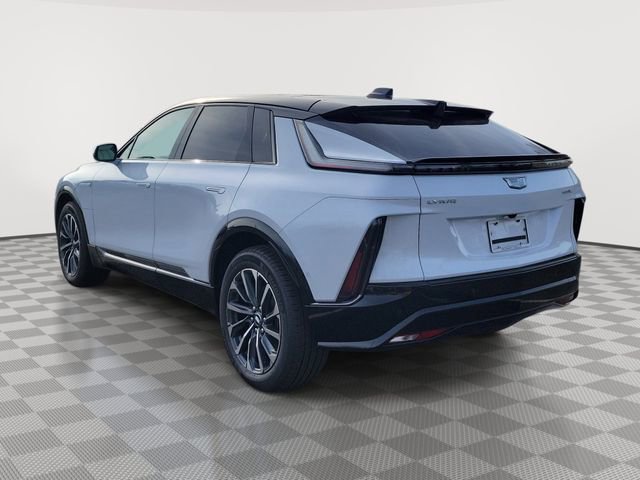 New 2026 Cadillac Lyriq Sport w/ LPO, Floor Liner Package image 4