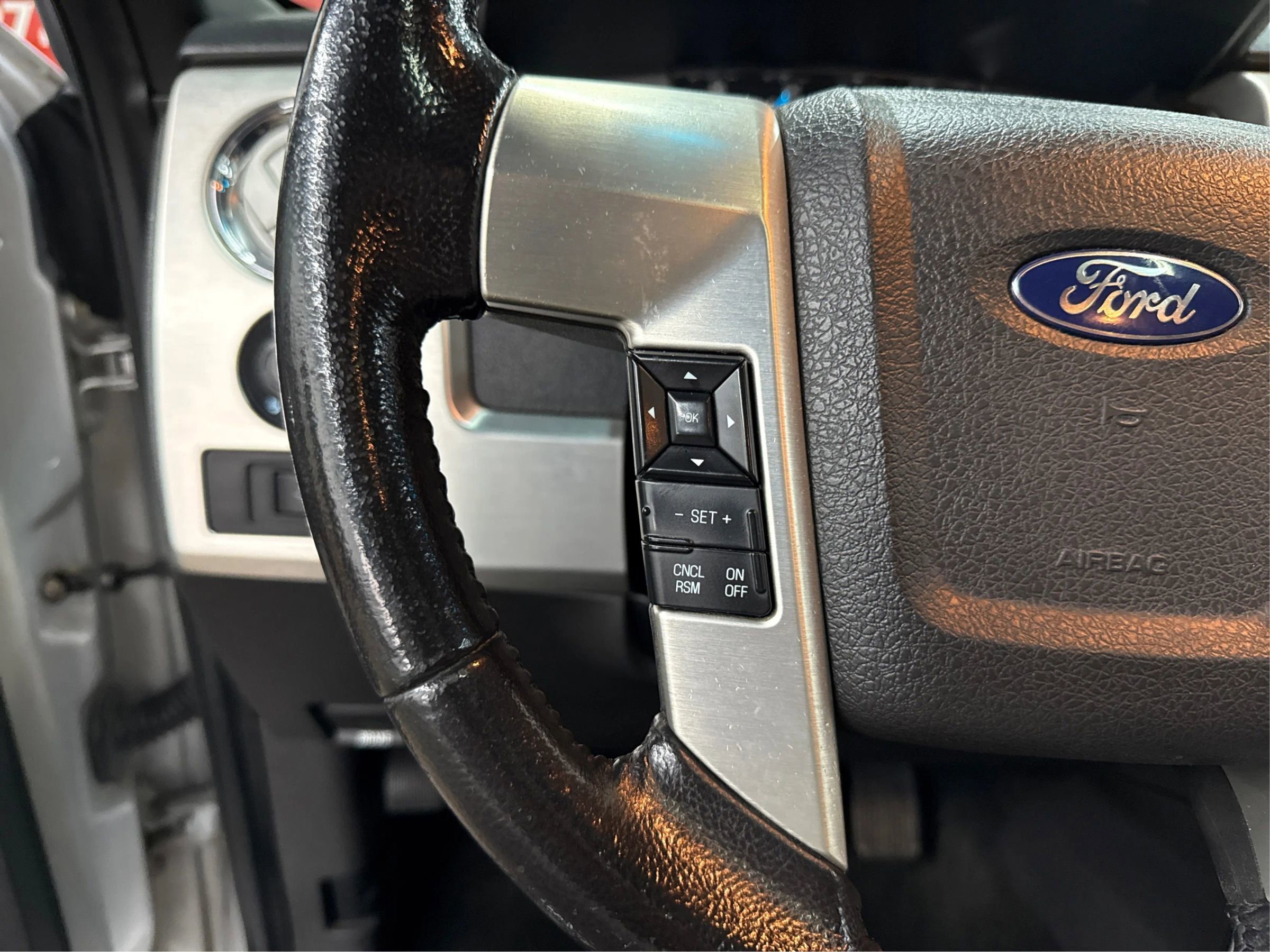 Used 2013 Ford F150 Platinum RWD image 23