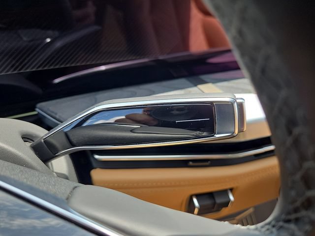 Certified 2026 Cadillac Escalade IQ Luxury 2 AWD/4WD image 16