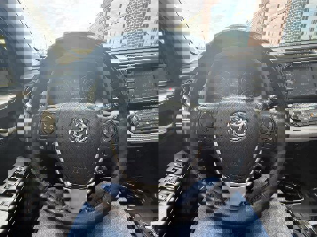 Used 2017 Toyota RAV4 XLE image 20