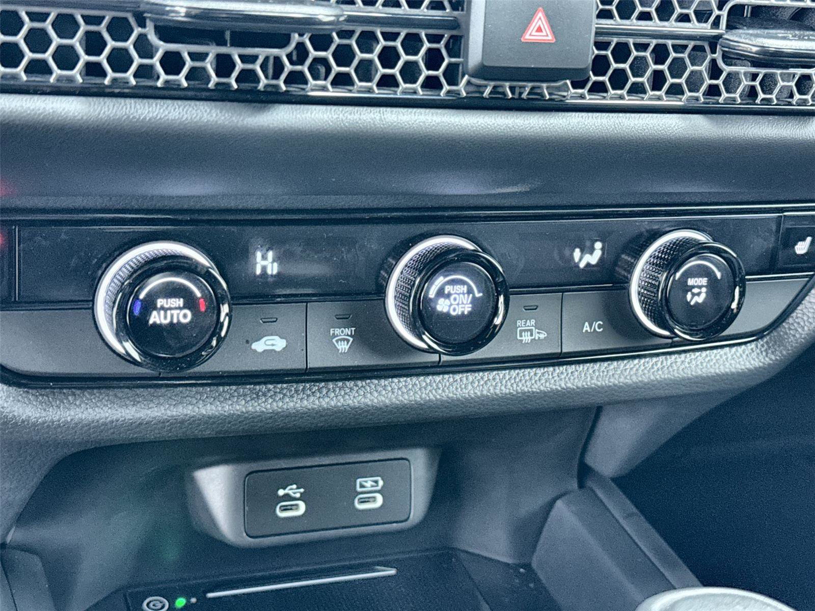 Certified 2026 Honda HR-V Sport image 27