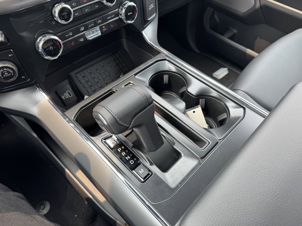 New 2025 Ford F150 XLT w/ Equipment Group 303A High image 26