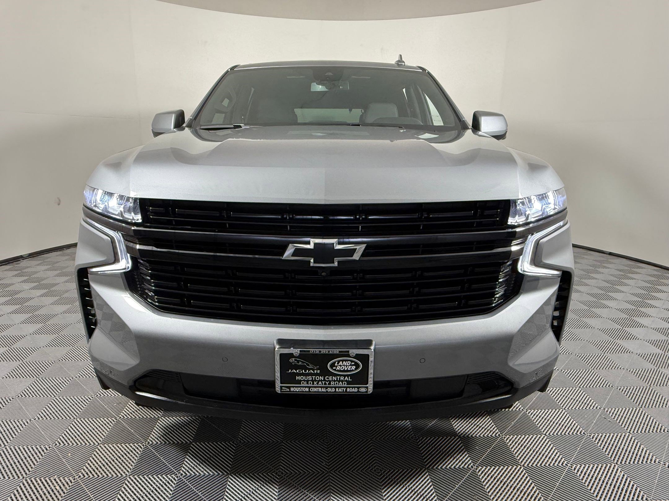 Used 2024 Chevrolet Tahoe RST w/ Sport Performance Package AWD/4WD image 6