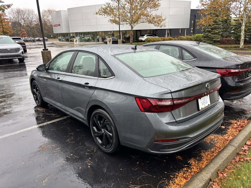 New 2026 Volkswagen Jetta SE image 5