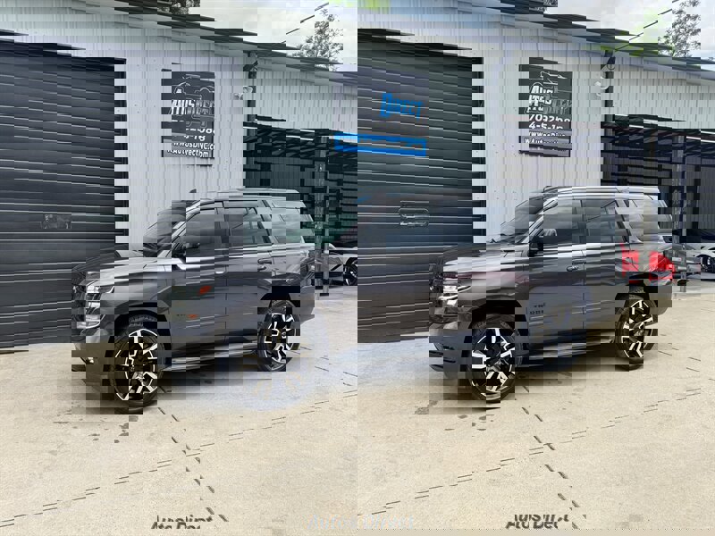 Used 2018 Chevrolet Tahoe Premier AWD/4WD image 3