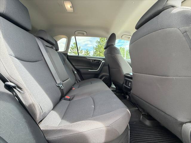 Certified 2024 Toyota RAV4 LE AWD/4WD image 18