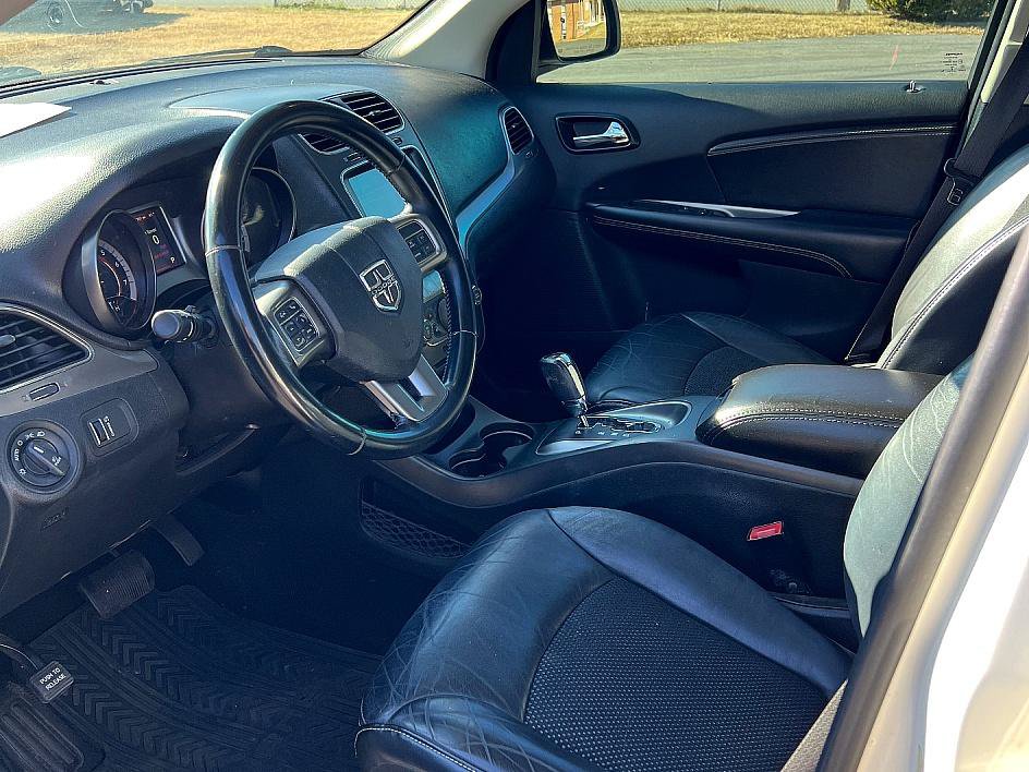 Used 2019 Dodge Journey Crossroad FWD image 15