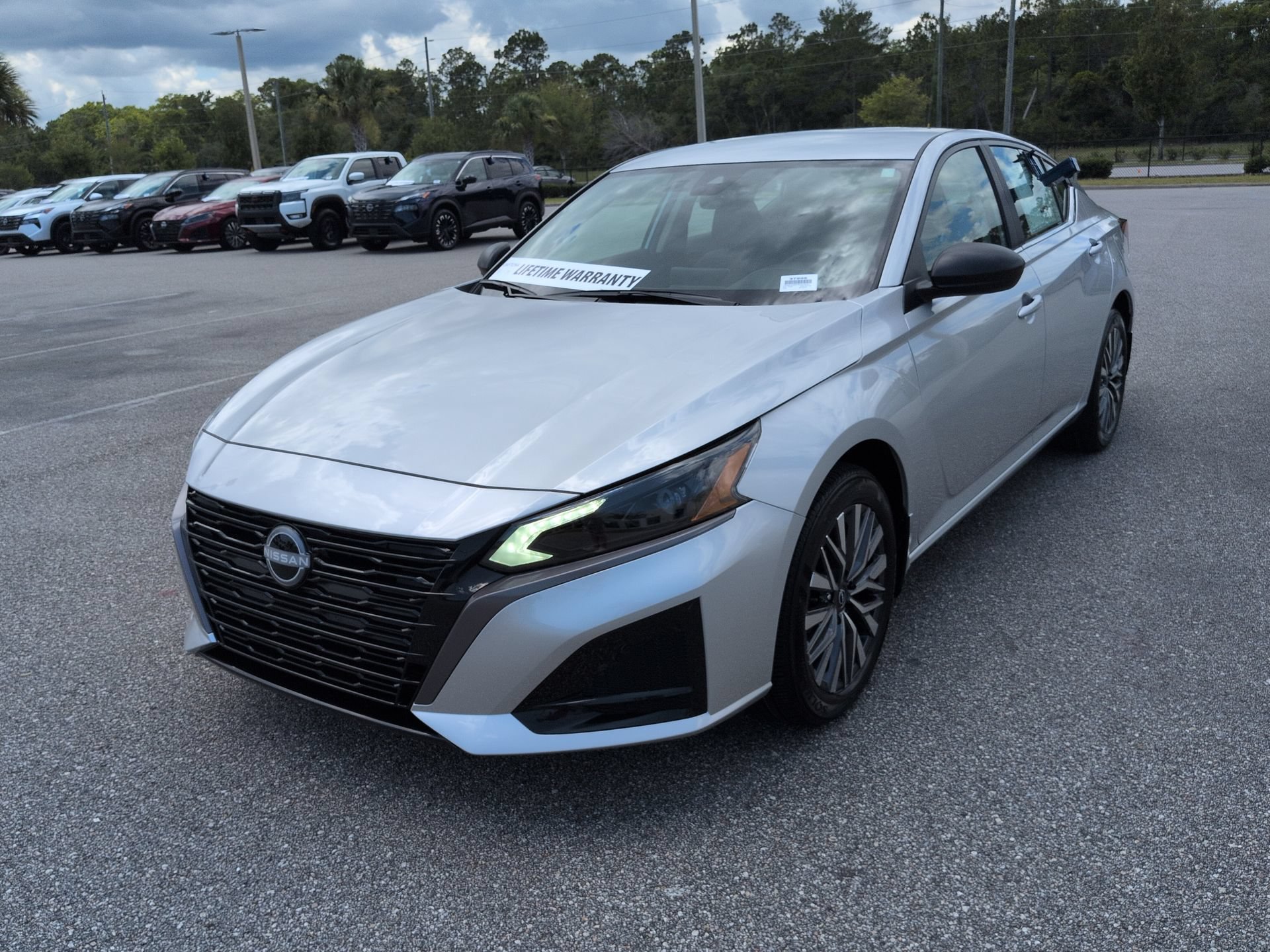 New 2026 Nissan Altima 2.5 SV AWD/4WD image 9