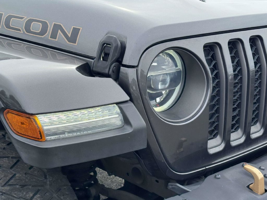 Used 2022 Jeep Wrangler Unlimited Rubicon w/ Trailer Tow Package AWD/4WD image 12