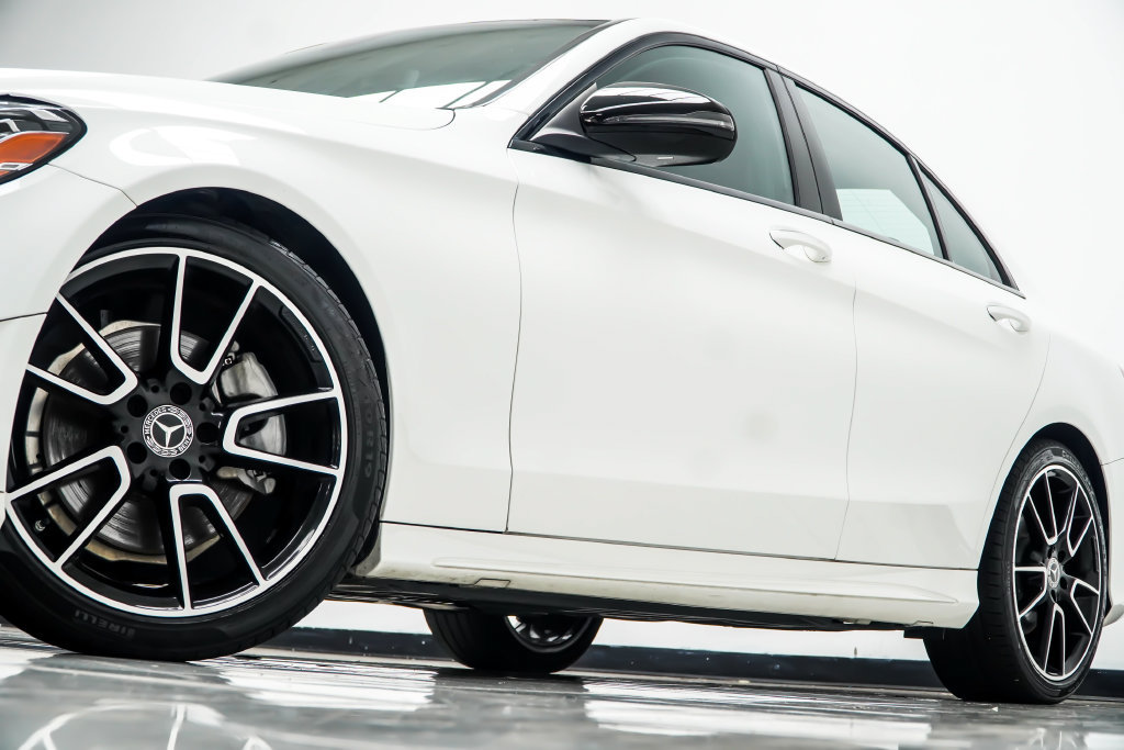 Used 2021 Mercedes-Benz C 300 Sedan w/ AMG Line image 5