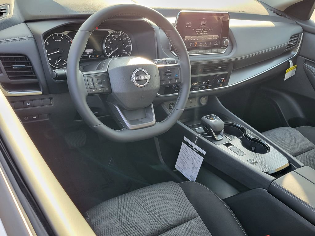 New 2026 Nissan Rogue SV image 5