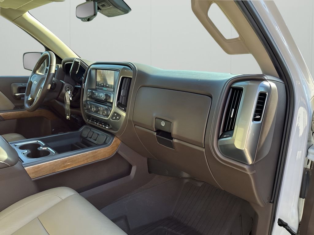 Used 2018 Chevrolet Silverado 1500 LTZ w/ Texas Edition image 13