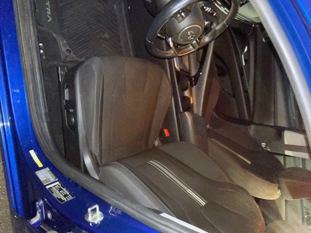 Used 2022 Hyundai Elantra SEL w/ Convenience + Premium Package FWD image 5