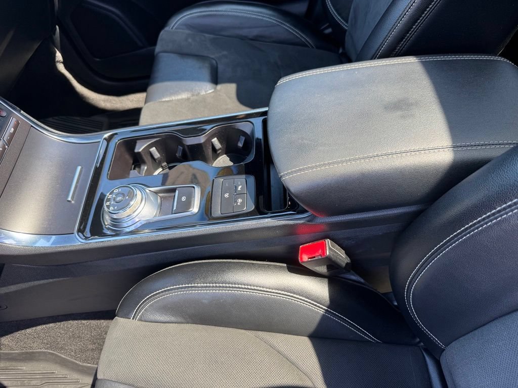 Certified 2020 Ford Edge ST w/ Equipment Group 401A AWD/4WD image 16