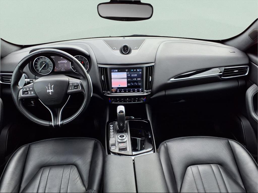 Used 2023 Maserati Levante Modena image 16
