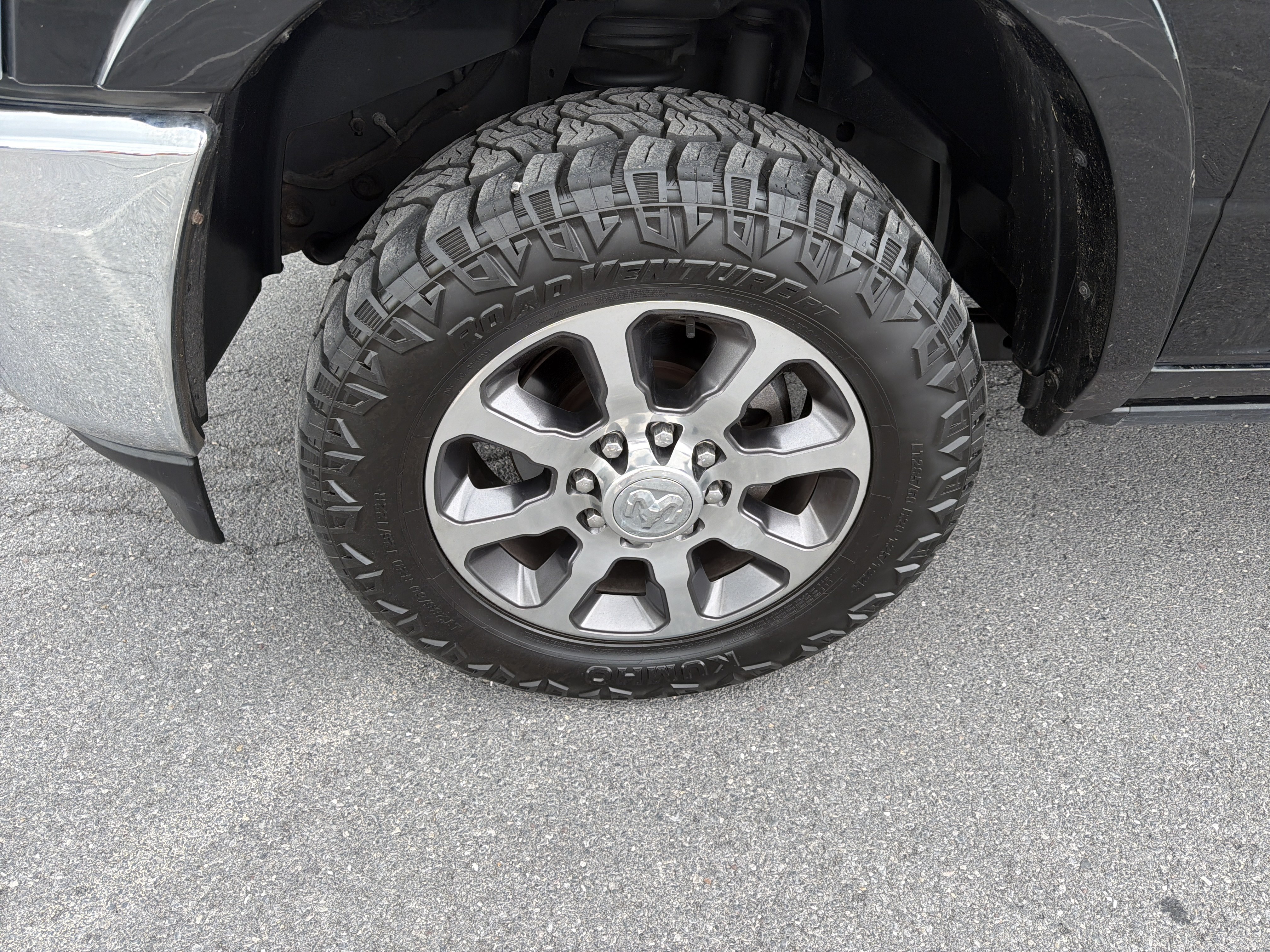 Used 2020 RAM 3500 Limited AWD/4WD image 11
