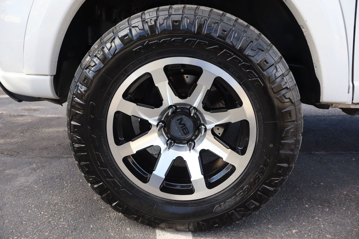 Used 2003 Toyota Sequoia Limited image 43