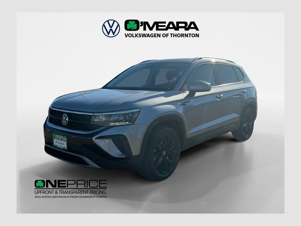 Used 2023 Volkswagen Taos SE w/ Black Wheel Package