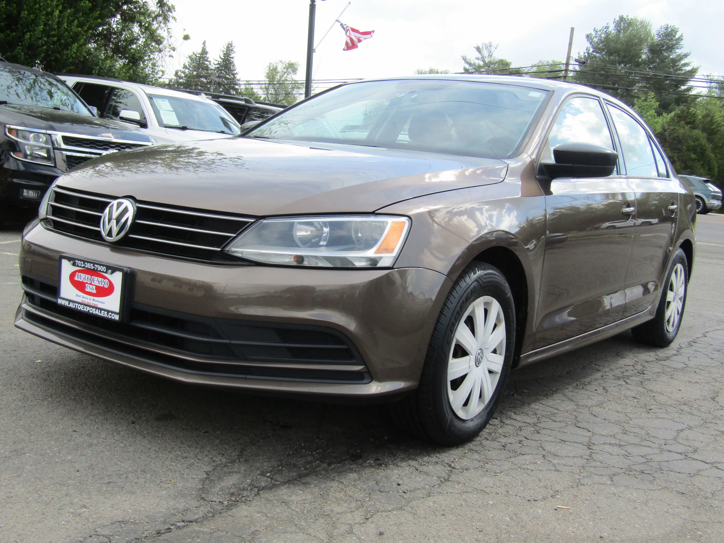 Used 2015 Volkswagen Jetta S FWD image 3