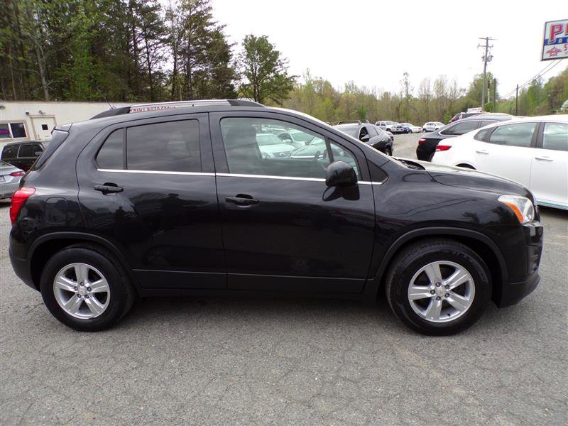 Used 2016 Chevrolet Trax LT image 11