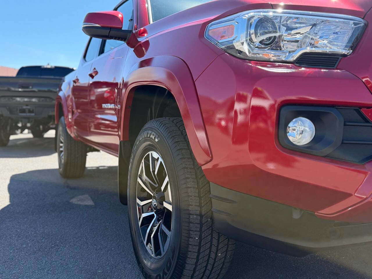 Used 2023 Toyota Tacoma TRD Sport image 25