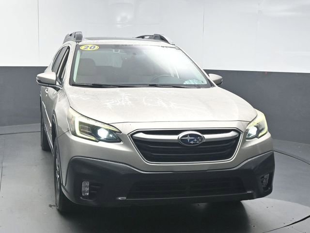 Used 2020 Subaru Outback Premium image 3