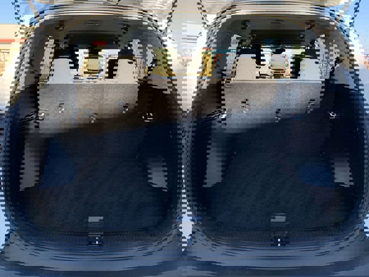 Used 2023 Kia Seltos LX image 12