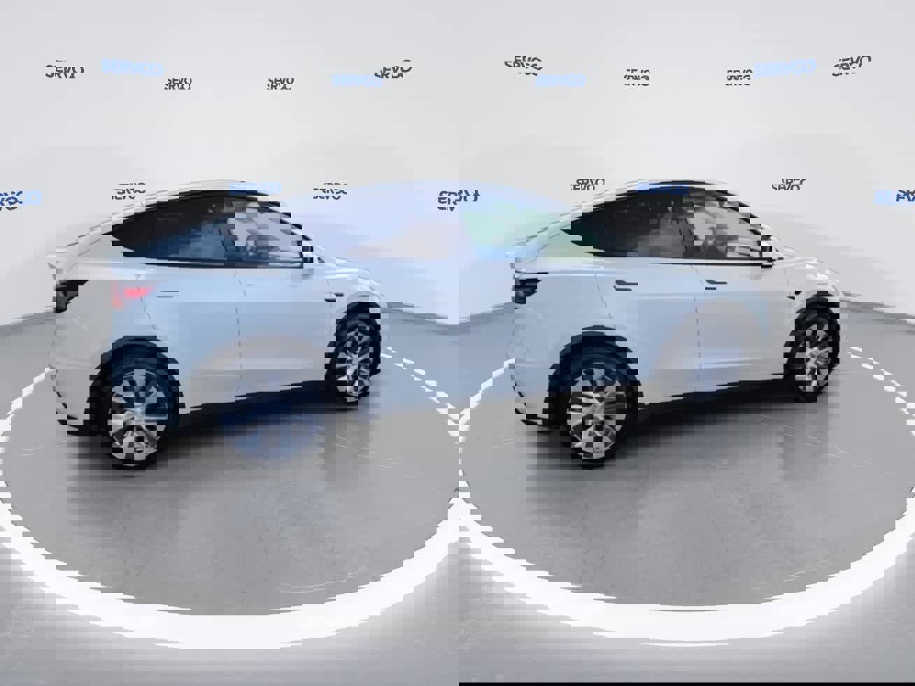 Used 2021 Tesla Model Y Standard Range image 8