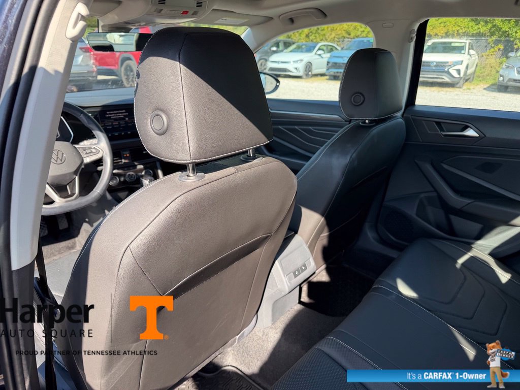 Used 2023 Volkswagen Jetta SEL FWD image 11