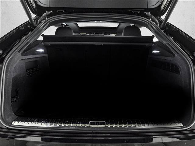 Used 2023 Audi Q8 Premium AWD/4WD image 6