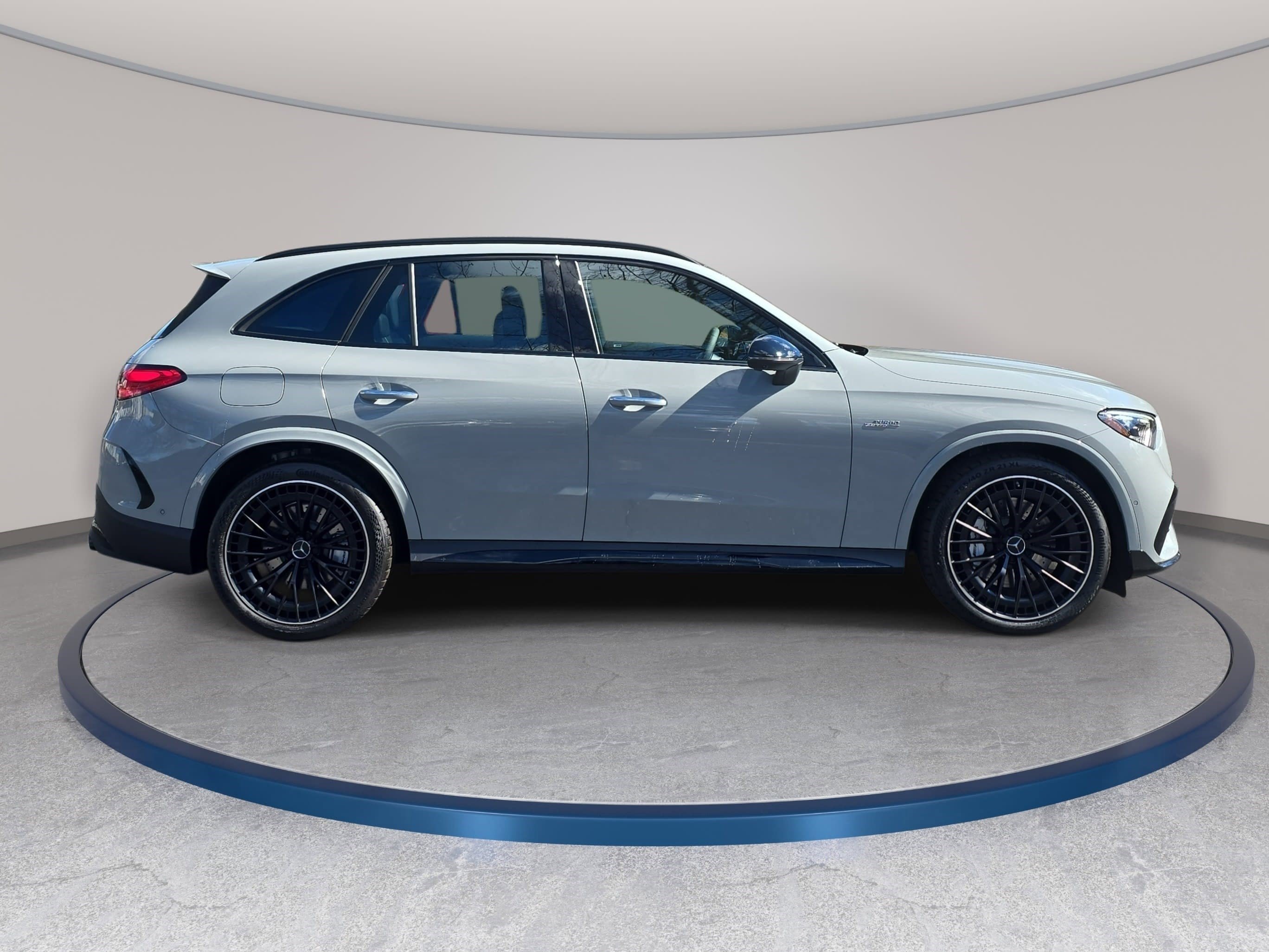 New 2026 Mercedes-Benz GLC 43 AMG 4MATIC image 4