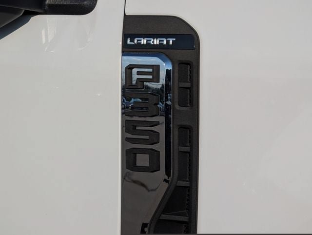 New 2026 Ford F350 Lariat w/ Chrome Package AWD/4WD image 7