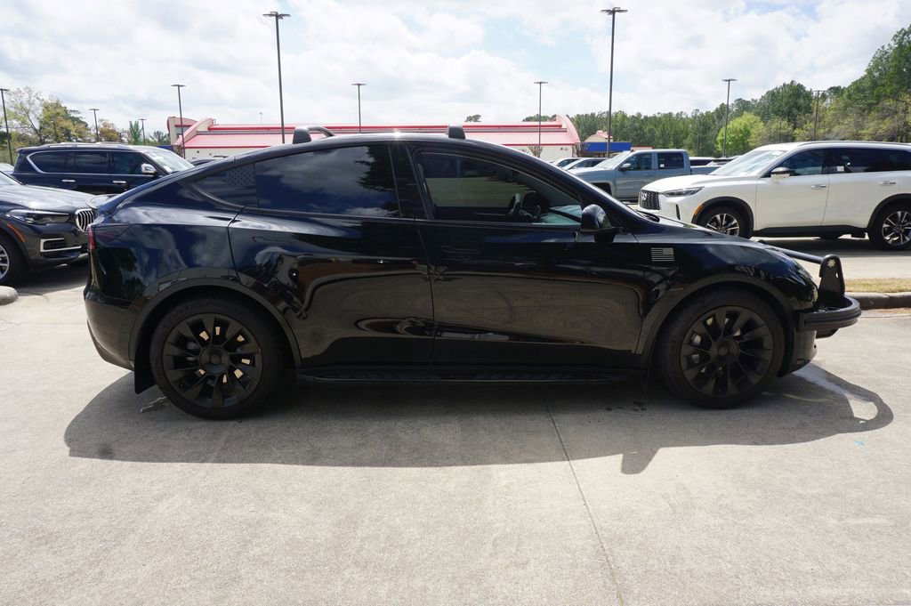 Used 2023 Tesla Model Y Long Range image 27