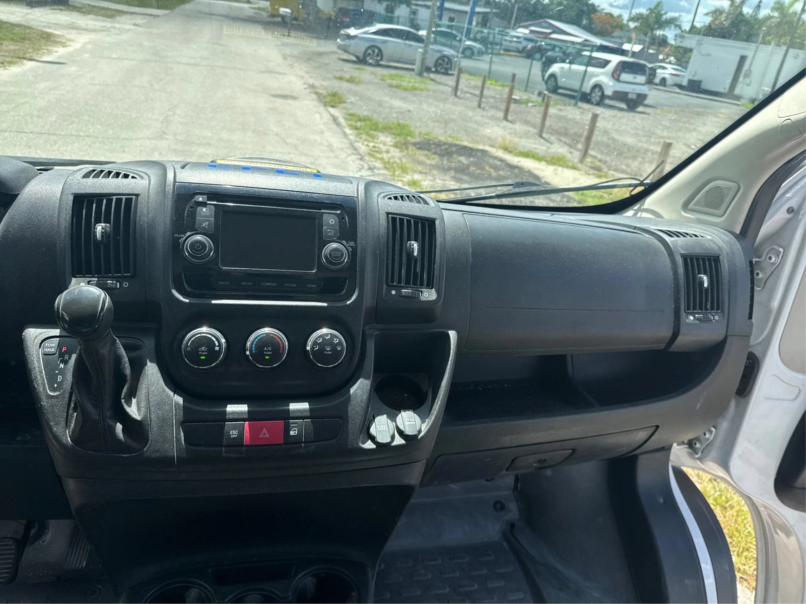 Used 2017 RAM ProMaster 2500 w/ Interior Convenience Group FWD image 27