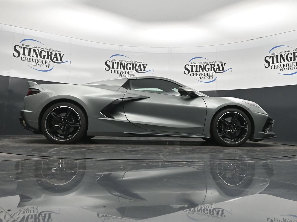 Used 2022 Chevrolet Corvette Stingray Premium Conv w/ Z51 Performance Package RWD image 33