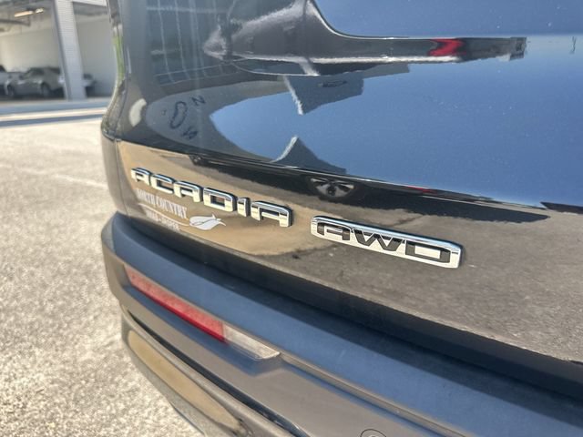 Used 2025 GMC Acadia AT4 AWD/4WD image 8