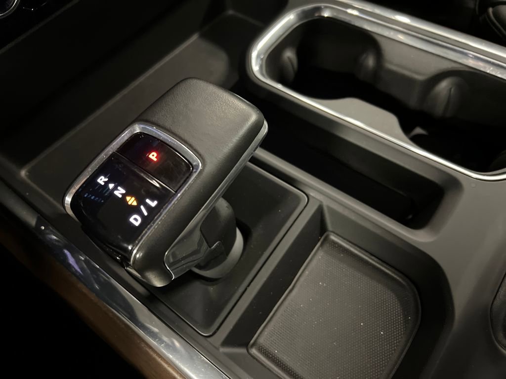 Certified 2023 Chevrolet Silverado 1500 High Country w/ Technology Package image 25