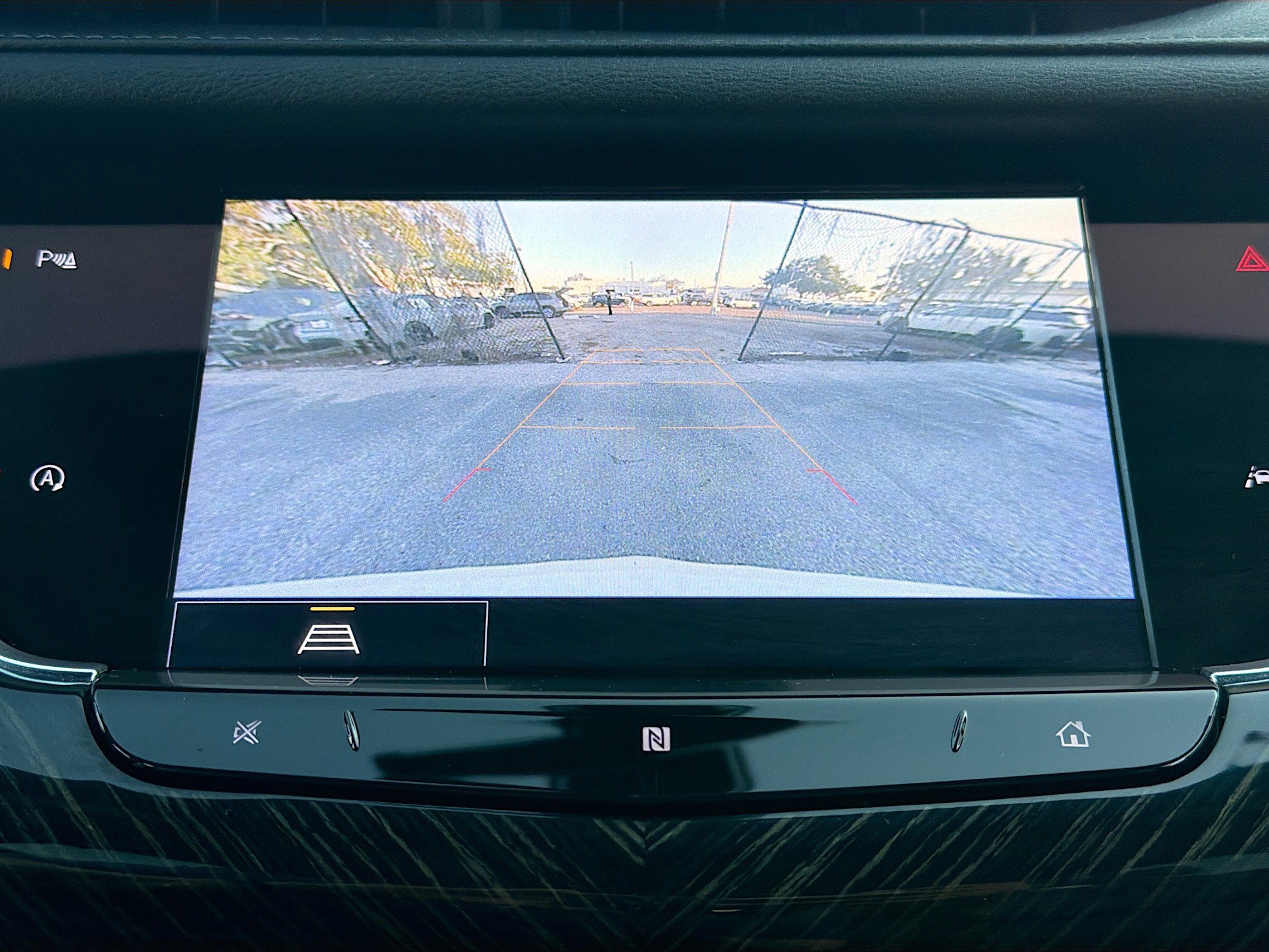 Used 2021 Cadillac XT6 Premium Luxury image 34