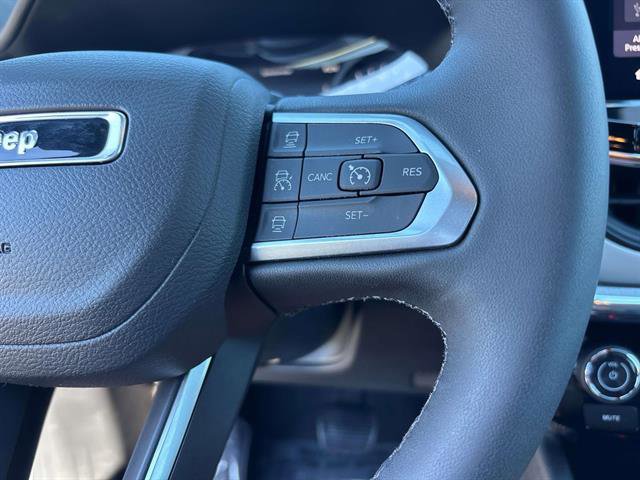 Certified 2024 Jeep Compass Limited image 19