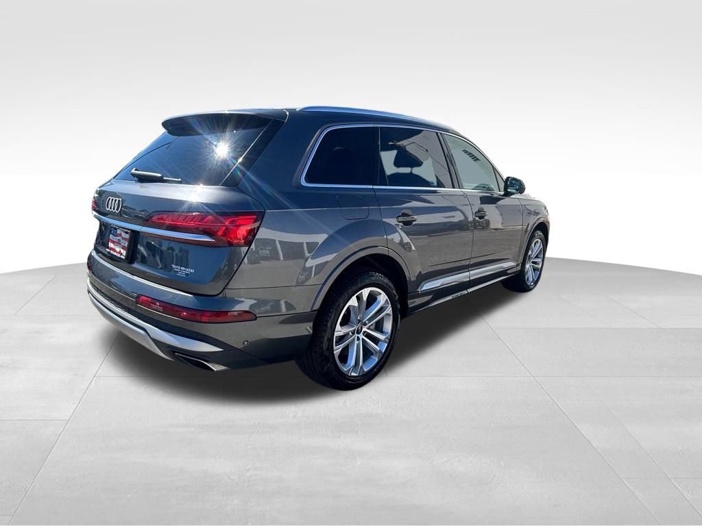 Used 2025 Audi Q7 3.0T Premium Plus image 4