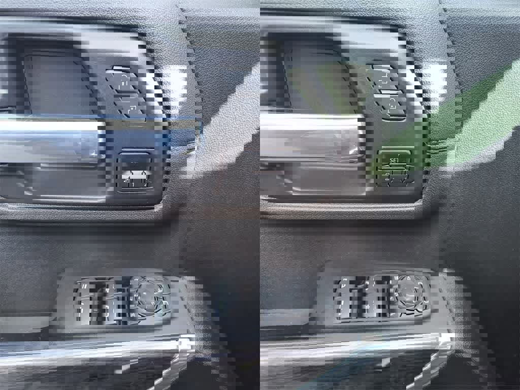 Used 2022 Chevrolet Silverado 3500 LTZ w/ LTZ Plus Package image 13