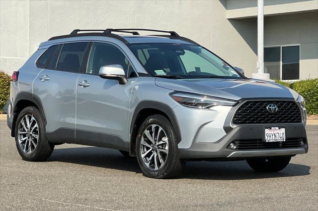 Certified 2023 Toyota Corolla Cross XLE w/ Convenience Package FWD image 5
