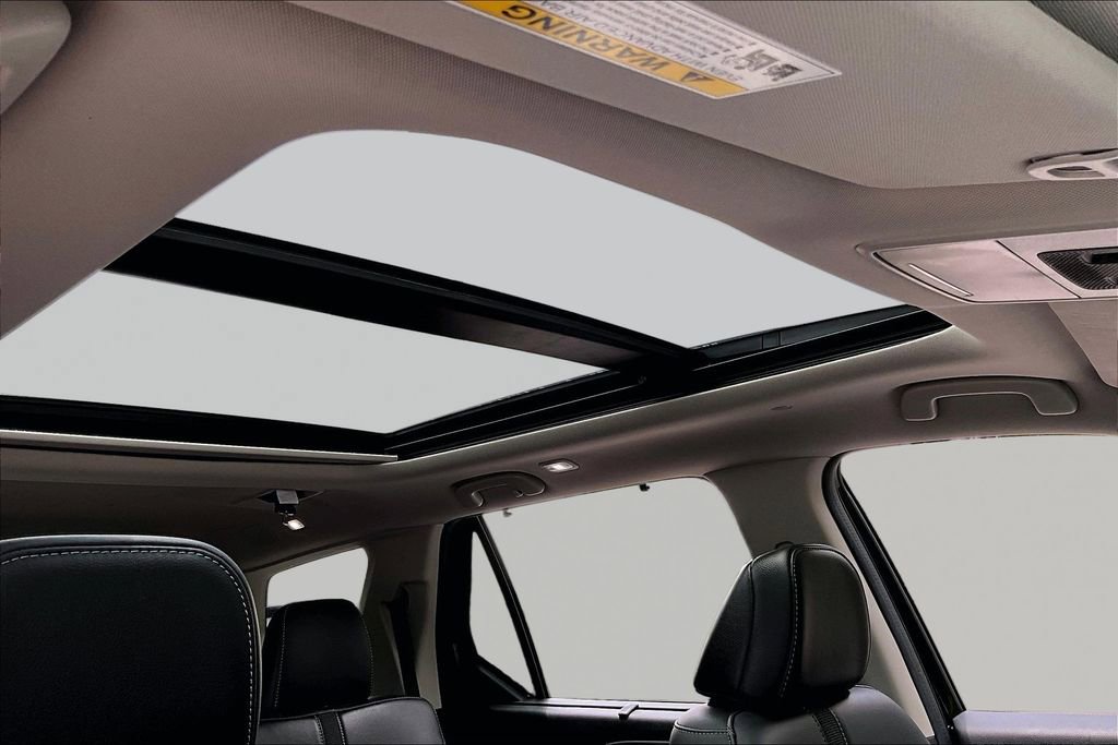 Used 2025 Honda Pilot Touring image 22