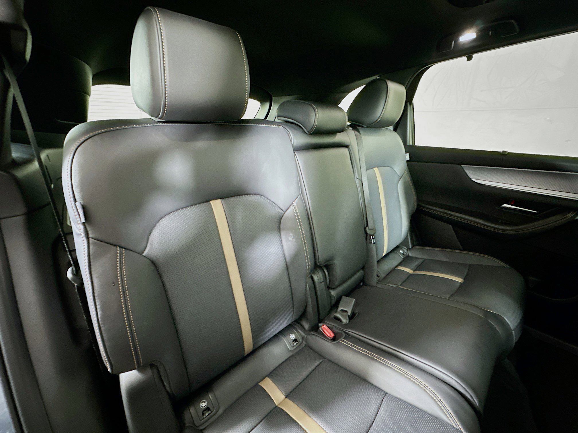 Used 2025 MAZDA CX-70 3.3 Turbo S w/ Premium Package image 27