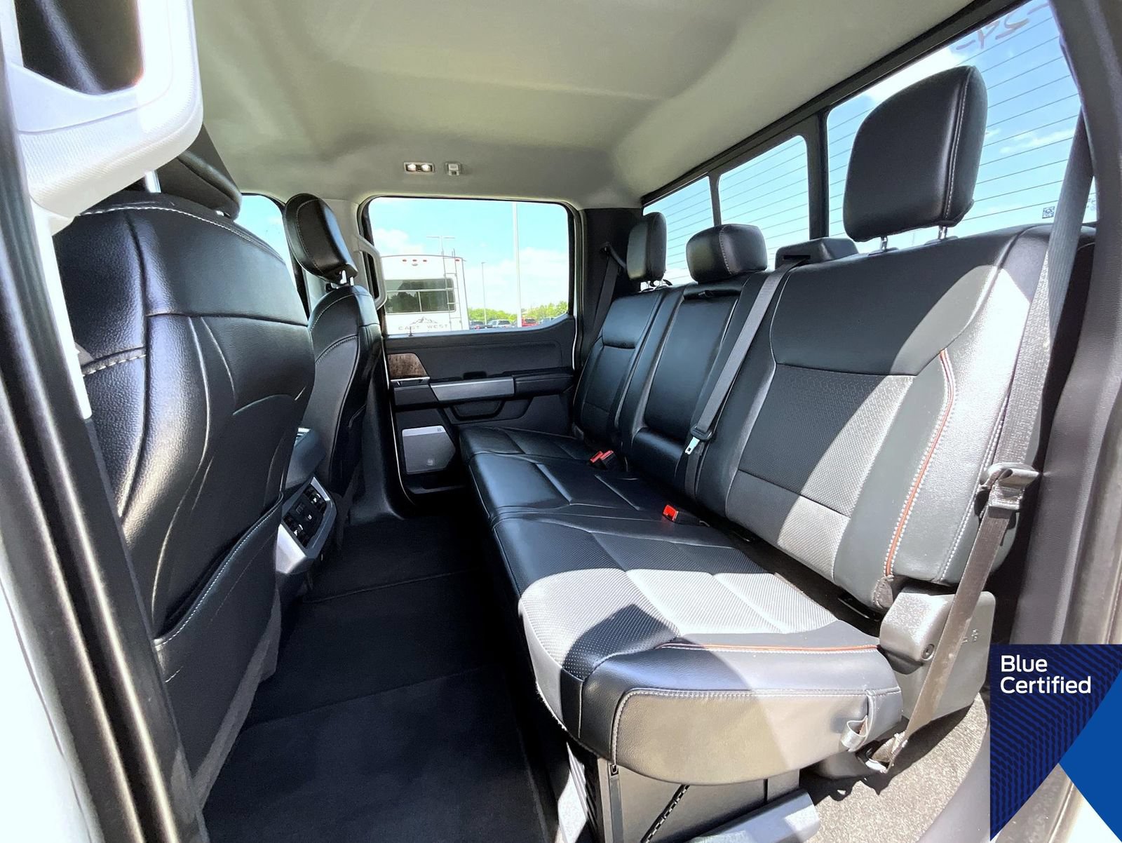 Used 2024 Ford F350 Lariat w/ Sport Appearance Package AWD/4WD image 19