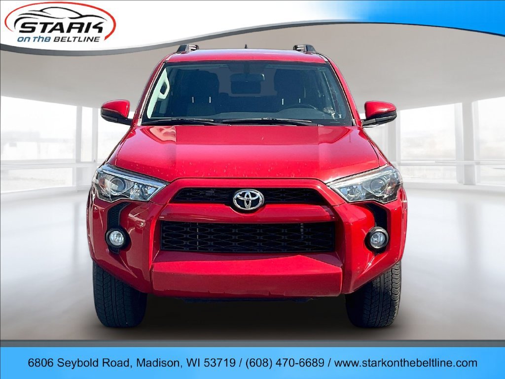 Used 2019 Toyota 4Runner SR5 AWD/4WD image 2