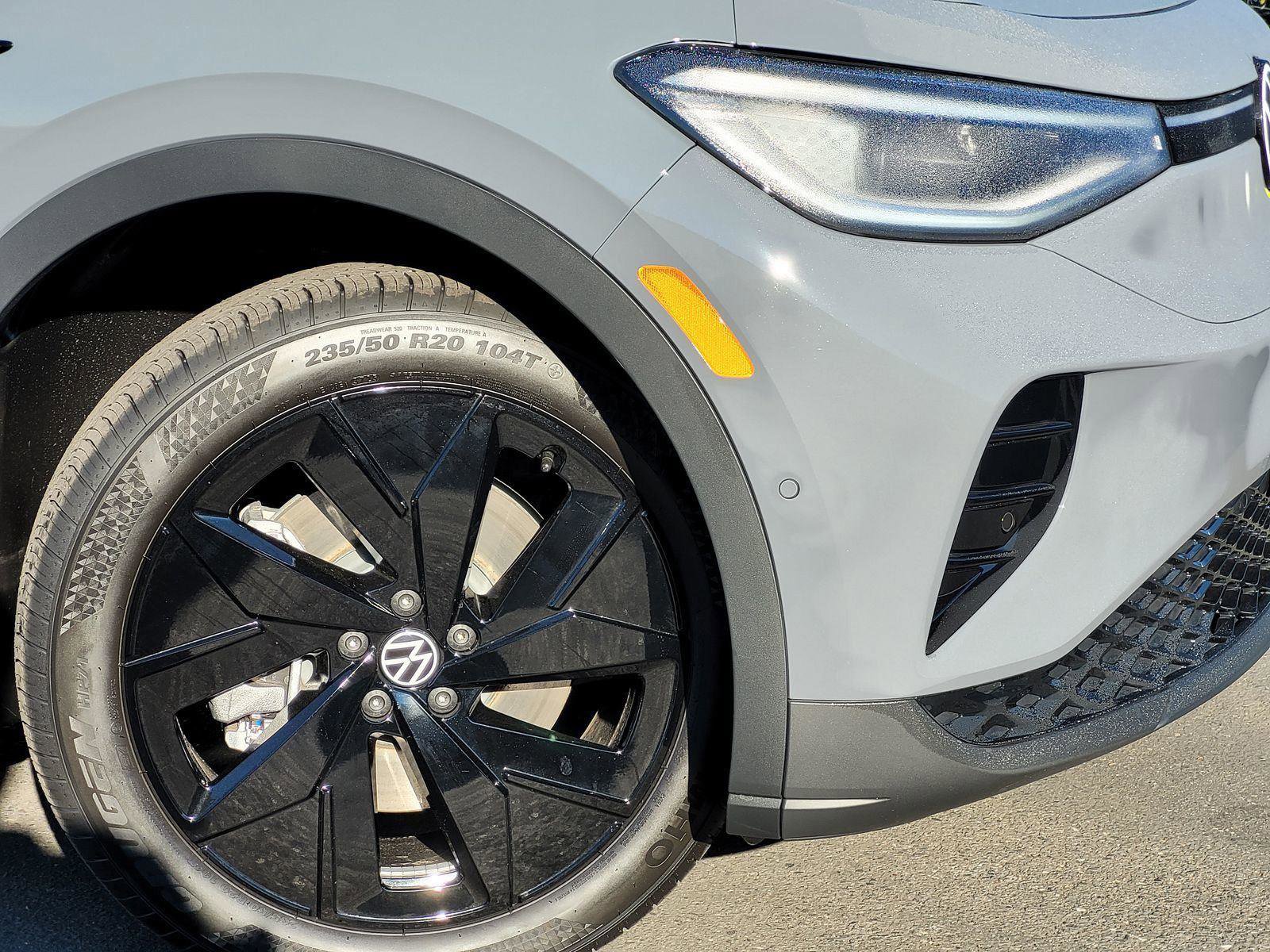 New 2026 Volkswagen ID.4 Pro S Plus image 4