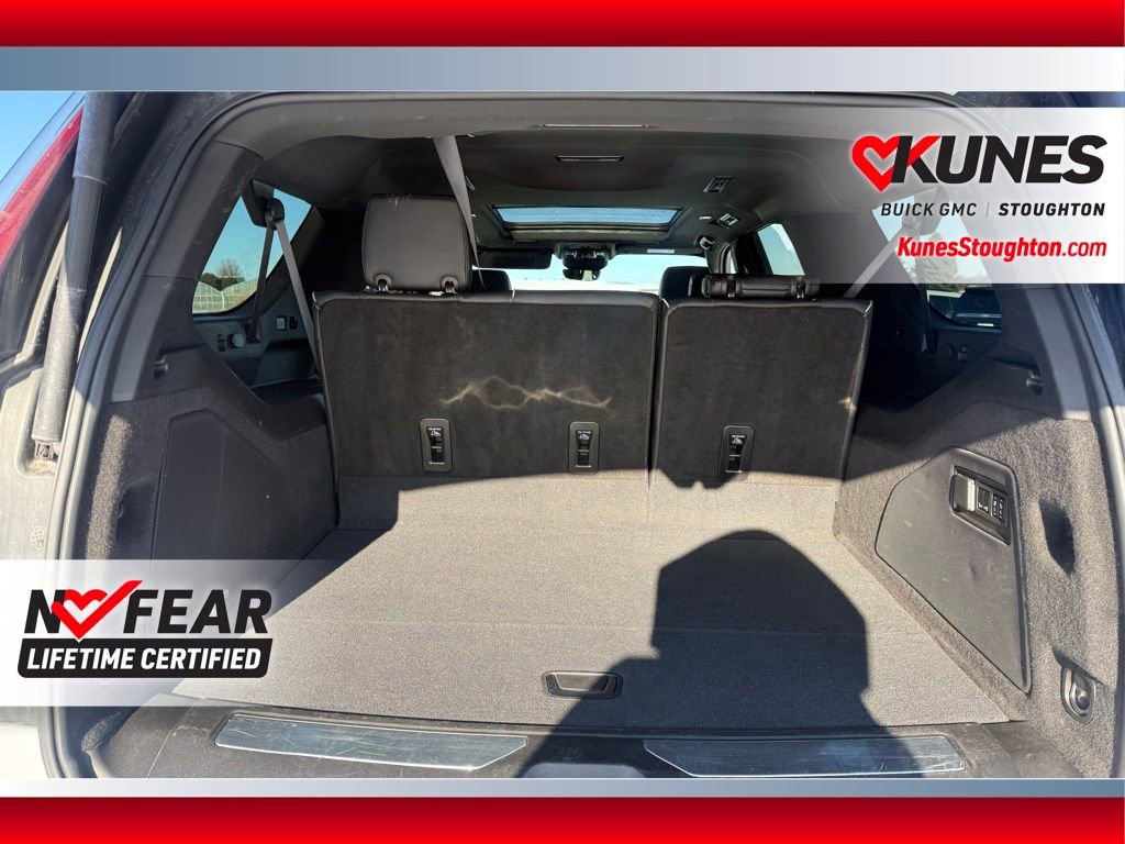Used 2024 Cadillac Escalade ESV Premium Luxury image 48