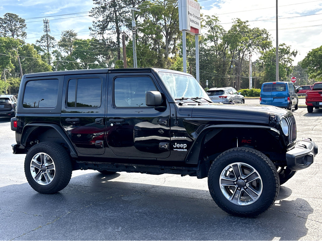 Used 2019 Jeep Wrangler Unlimited Sahara AWD/4WD image 26