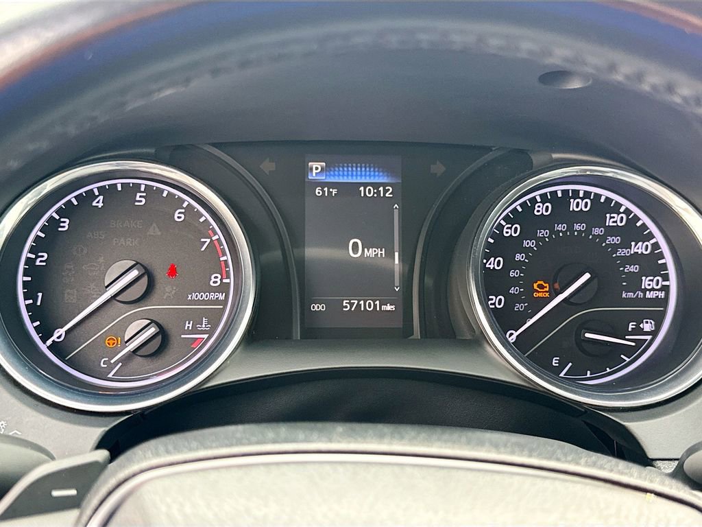 Used 2020 Toyota Camry SE image 12